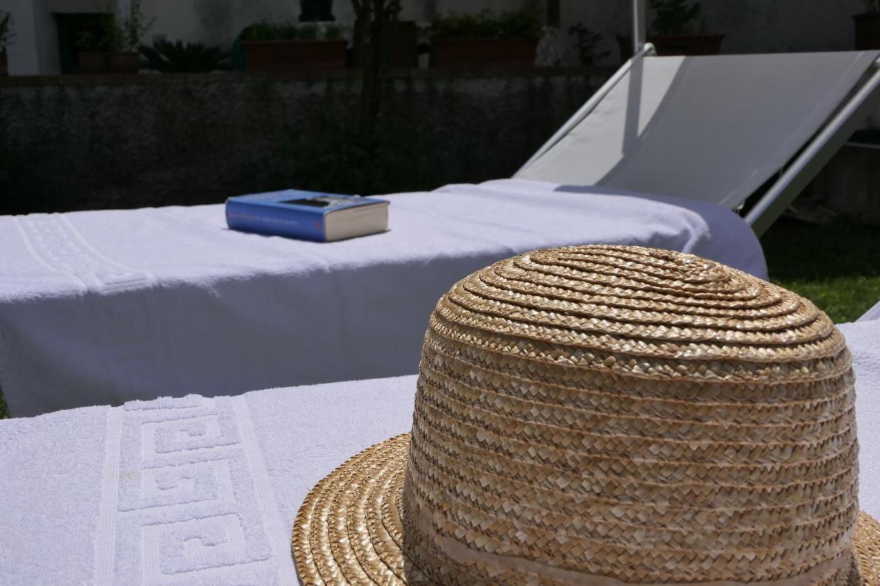 A 2 Passi Dagli Dei Bed & Breakfast Agerola Exterior foto